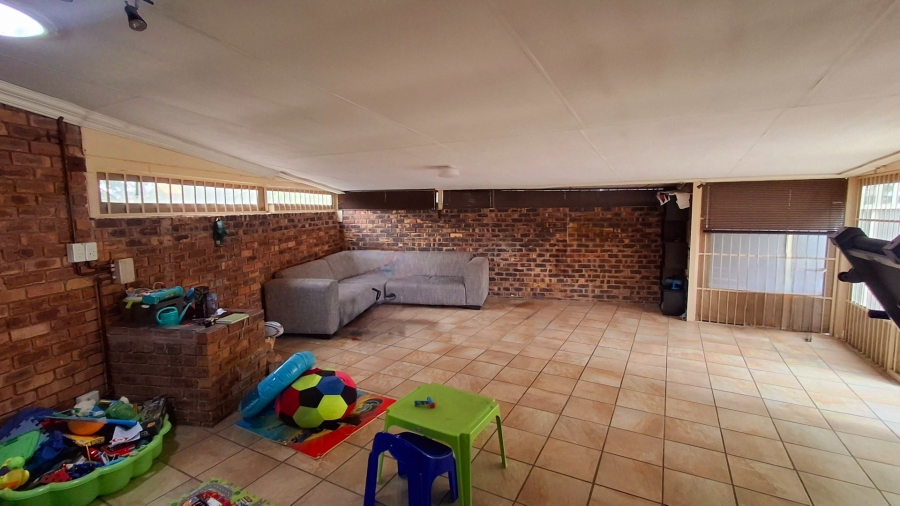 3 Bedroom Property for Sale in Sasolburg Ext 11 Free State